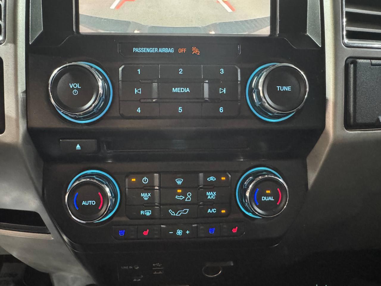 Ford F-150 2WD SuperCrew 157" XL 2015