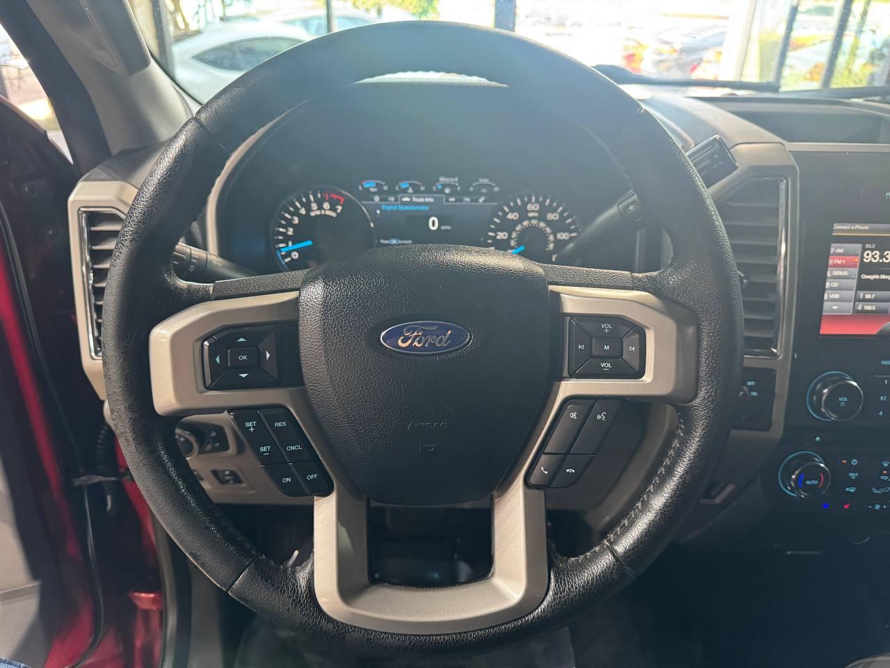 Ford F-150 2WD SuperCrew 157" XL 2015