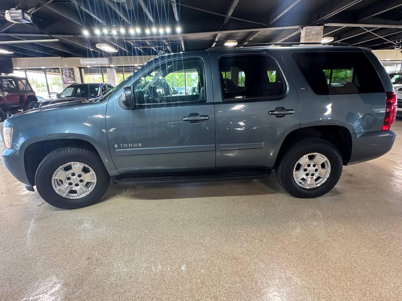 Chevrolet Tahoe 2WD 4dr 1500 LT w/2LT 2008