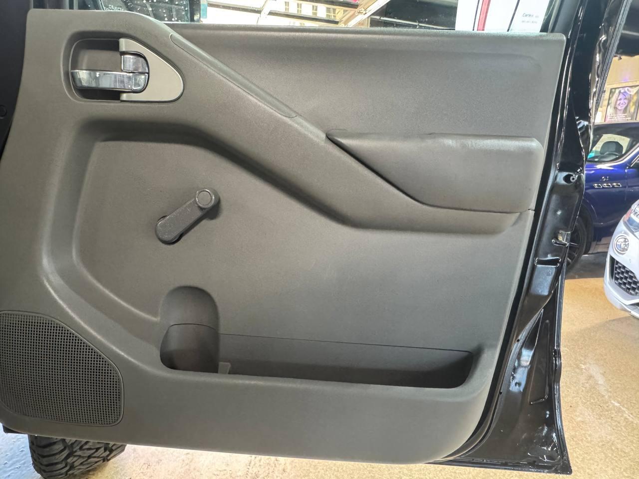 Nissan Frontier 2WD King Cab I4 Auto S 2014