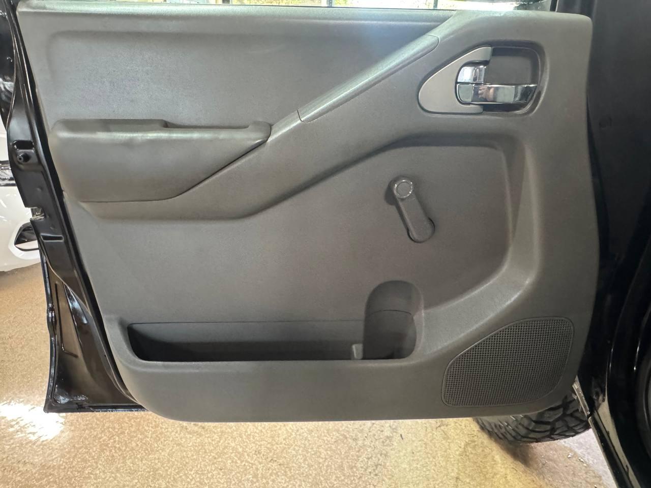 Nissan Frontier 2WD King Cab I4 Auto S 2014