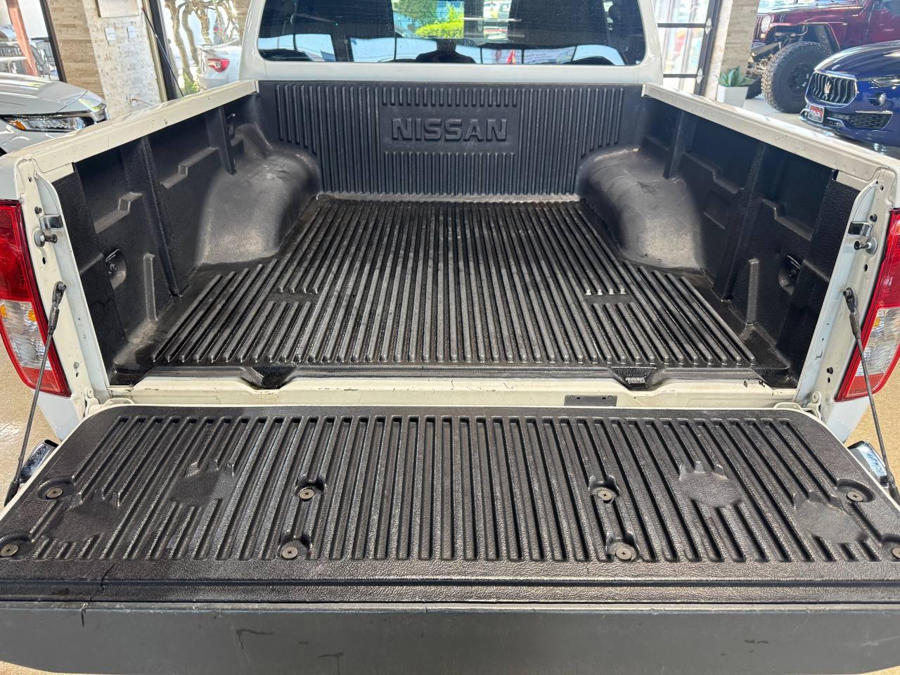 Nissan Frontier 2WD Crew Cab SWB Auto S 2016