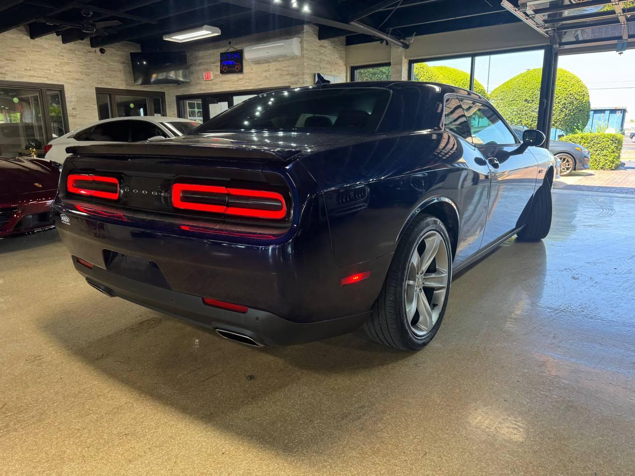 Dodge Challenger 2dr Cpe SXT 2015