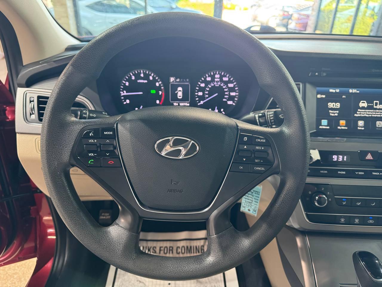 Hyundai Sonata SE 2.4L 2017