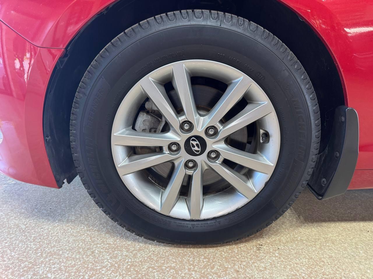 Hyundai Sonata SE 2.4L 2017