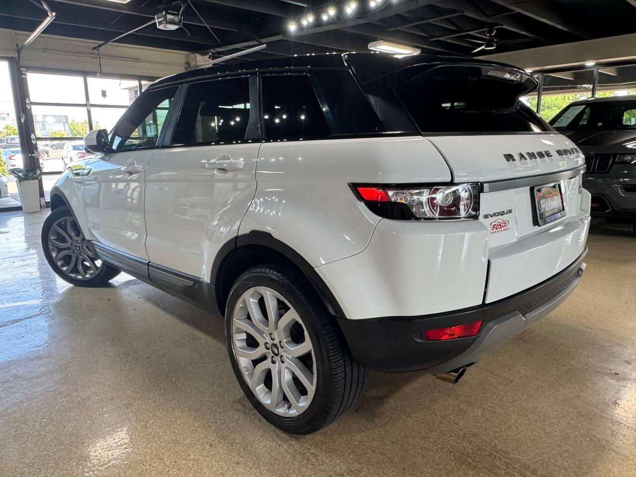 Land Rover Range Rover Evoque 5dr HB Pure Plus 2015