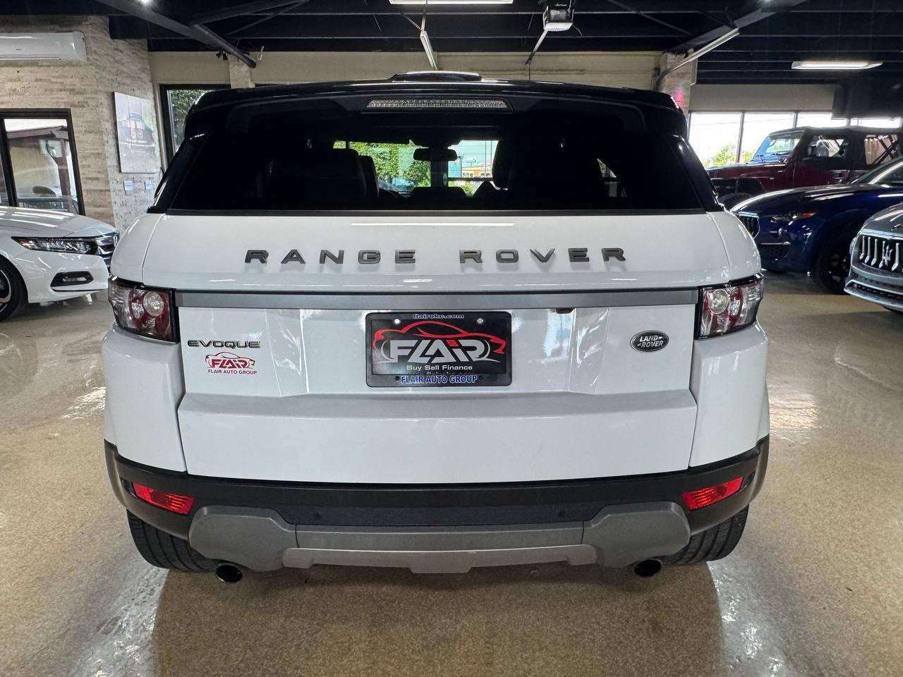 Land Rover Range Rover Evoque 5dr HB Pure Plus 2015