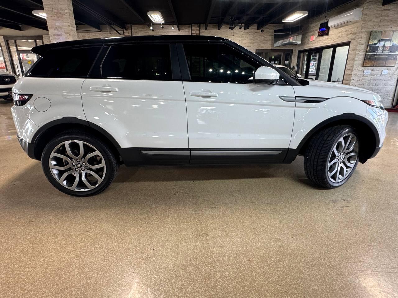 Land Rover Range Rover Evoque 5dr HB Pure Plus 2015