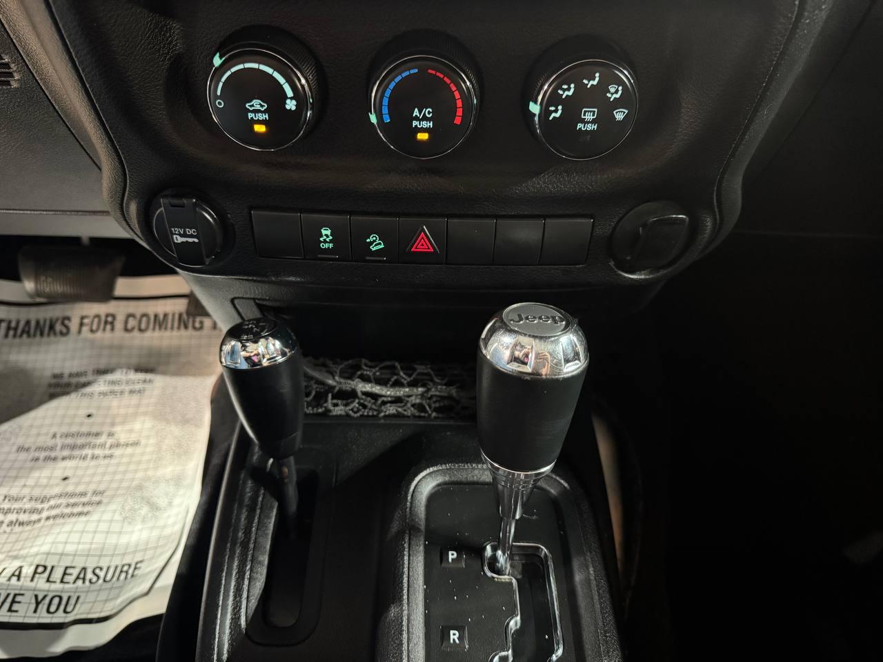 Jeep Wrangler Unlimited 4WD 4dr Sport 2012