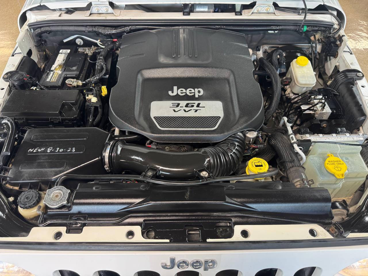 Jeep Wrangler Unlimited 4WD 4dr Sport 2012