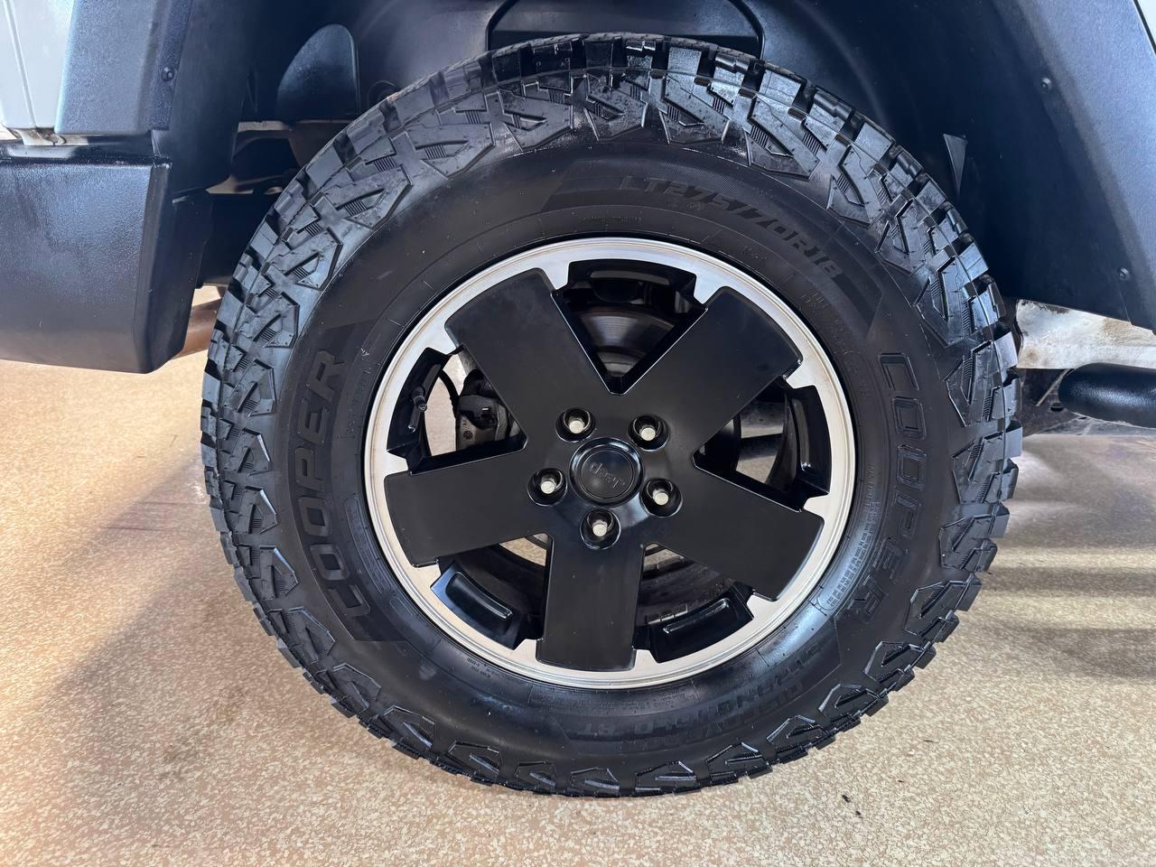 Jeep Wrangler Unlimited 4WD 4dr Sport 2012