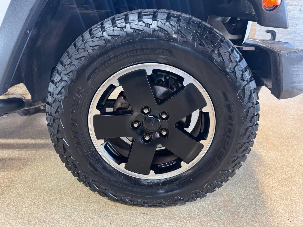 Jeep Wrangler Unlimited 4WD 4dr Sport 2012