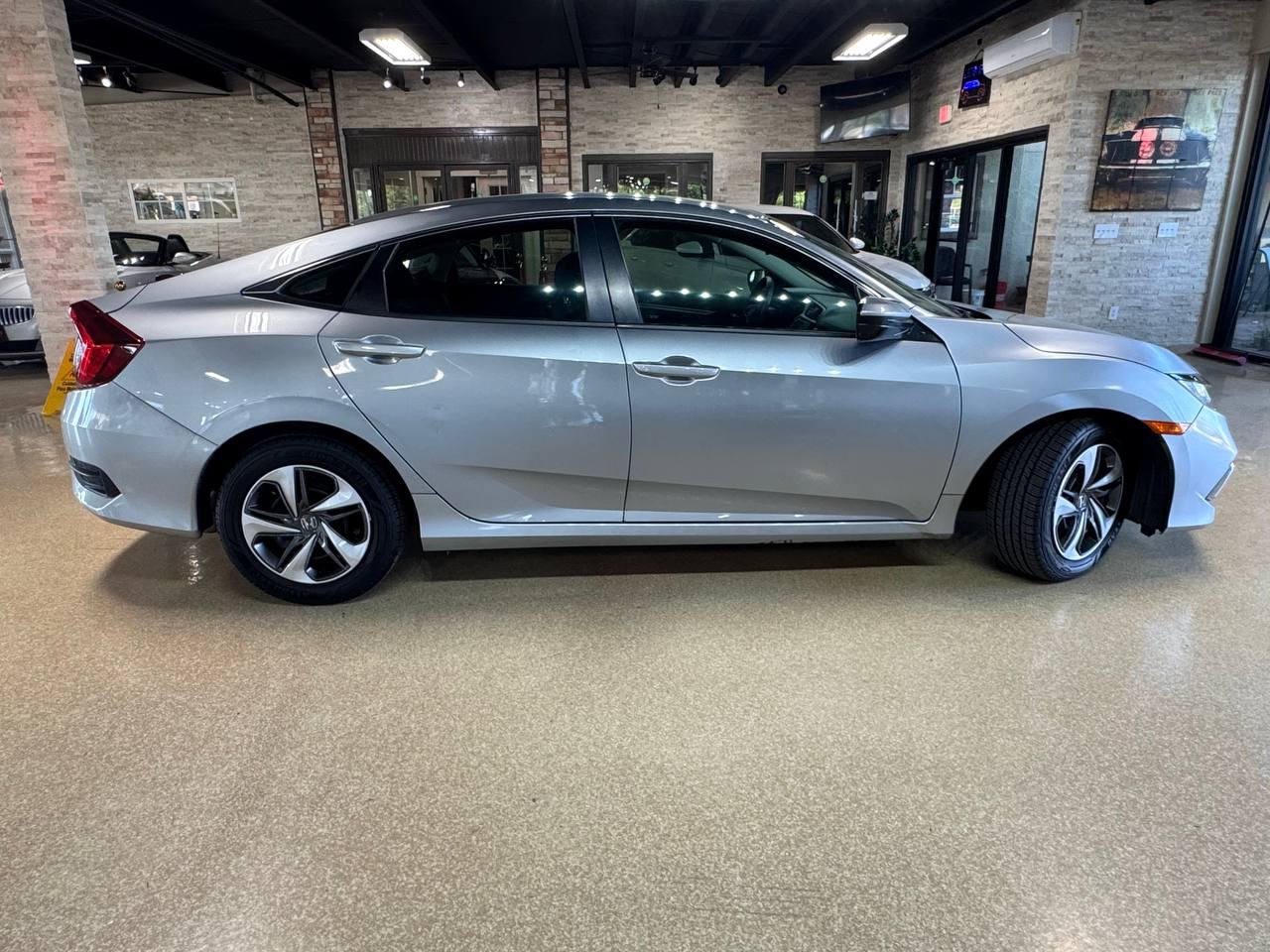Honda Civic Sedan LX CVT 2020