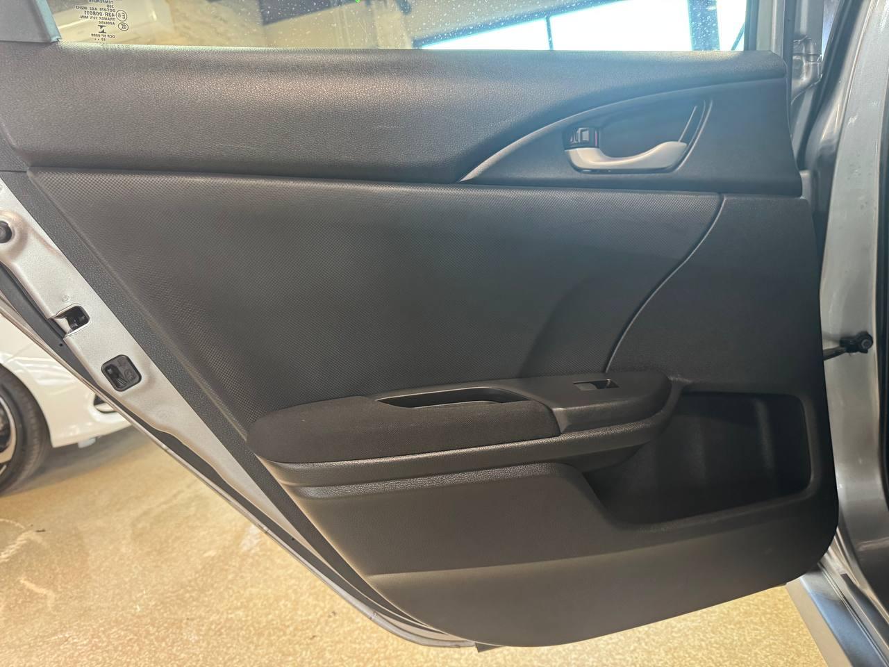 Honda Civic Sedan LX CVT 2020