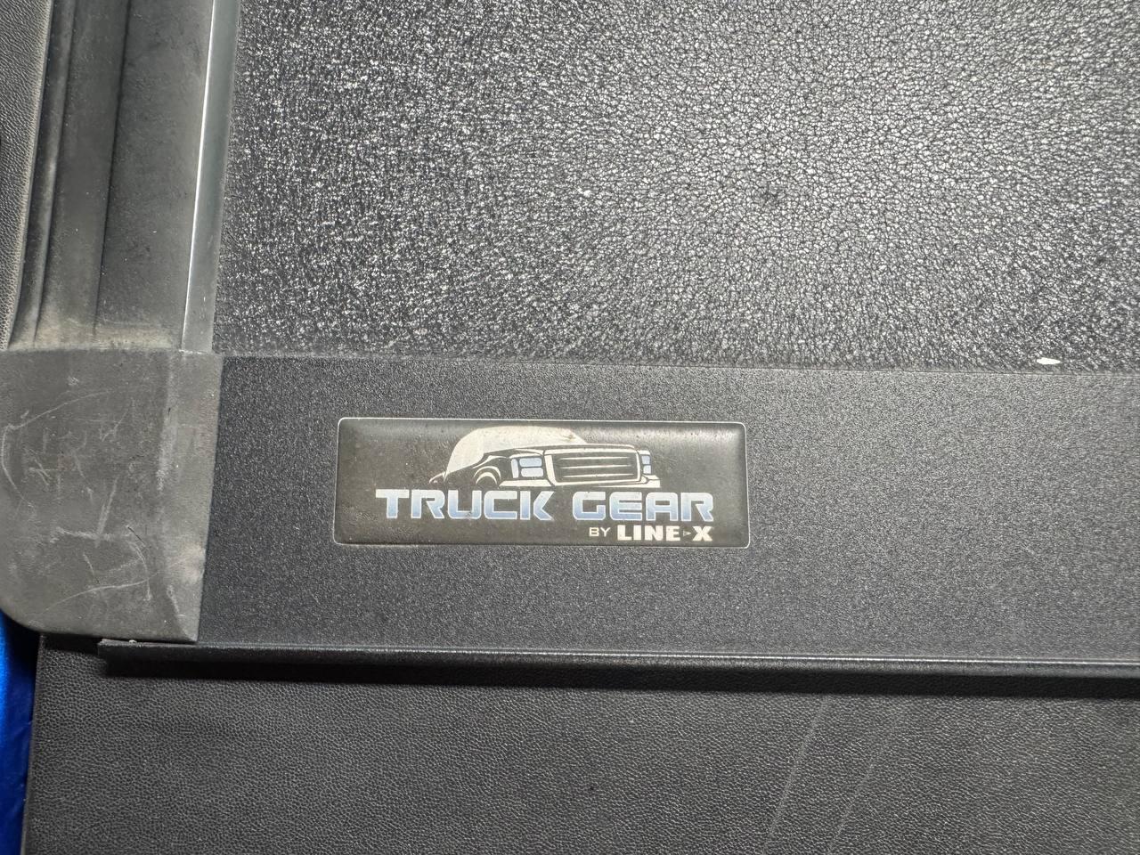 RAM 1500 Laramie 4x4 Crew Cab 5'7" Box 2021