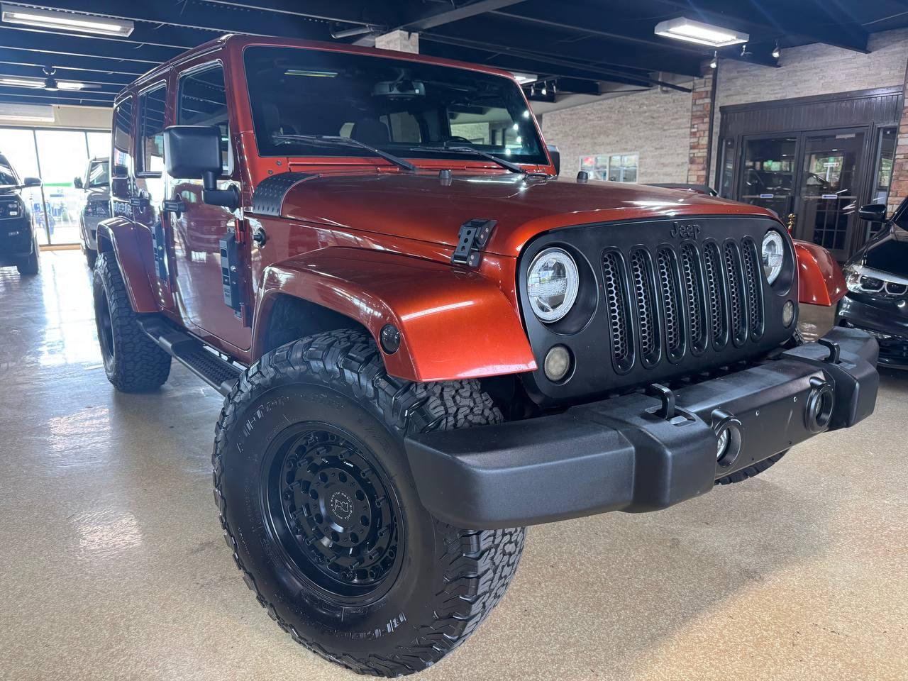 Jeep Wrangler Unlimited 4WD 4dr Sahara 2014