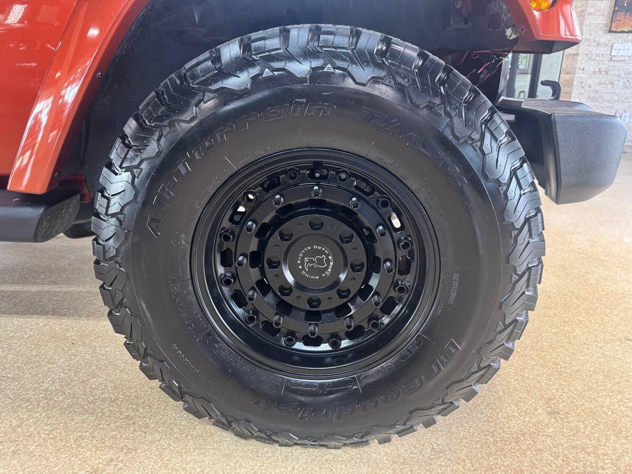 Jeep Wrangler Unlimited 4WD 4dr Sahara 2014