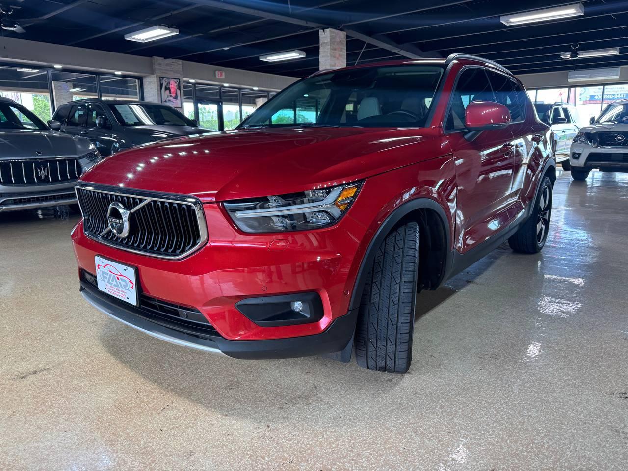 Volvo XC40 T5 AWD Momentum 2019
