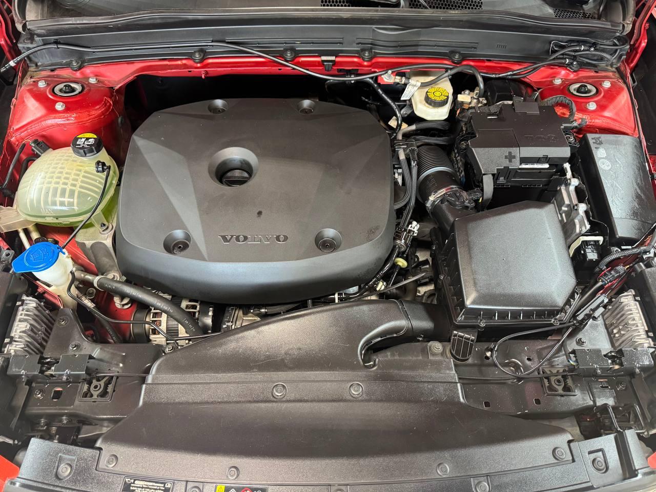Volvo XC40 T5 AWD Momentum 2019