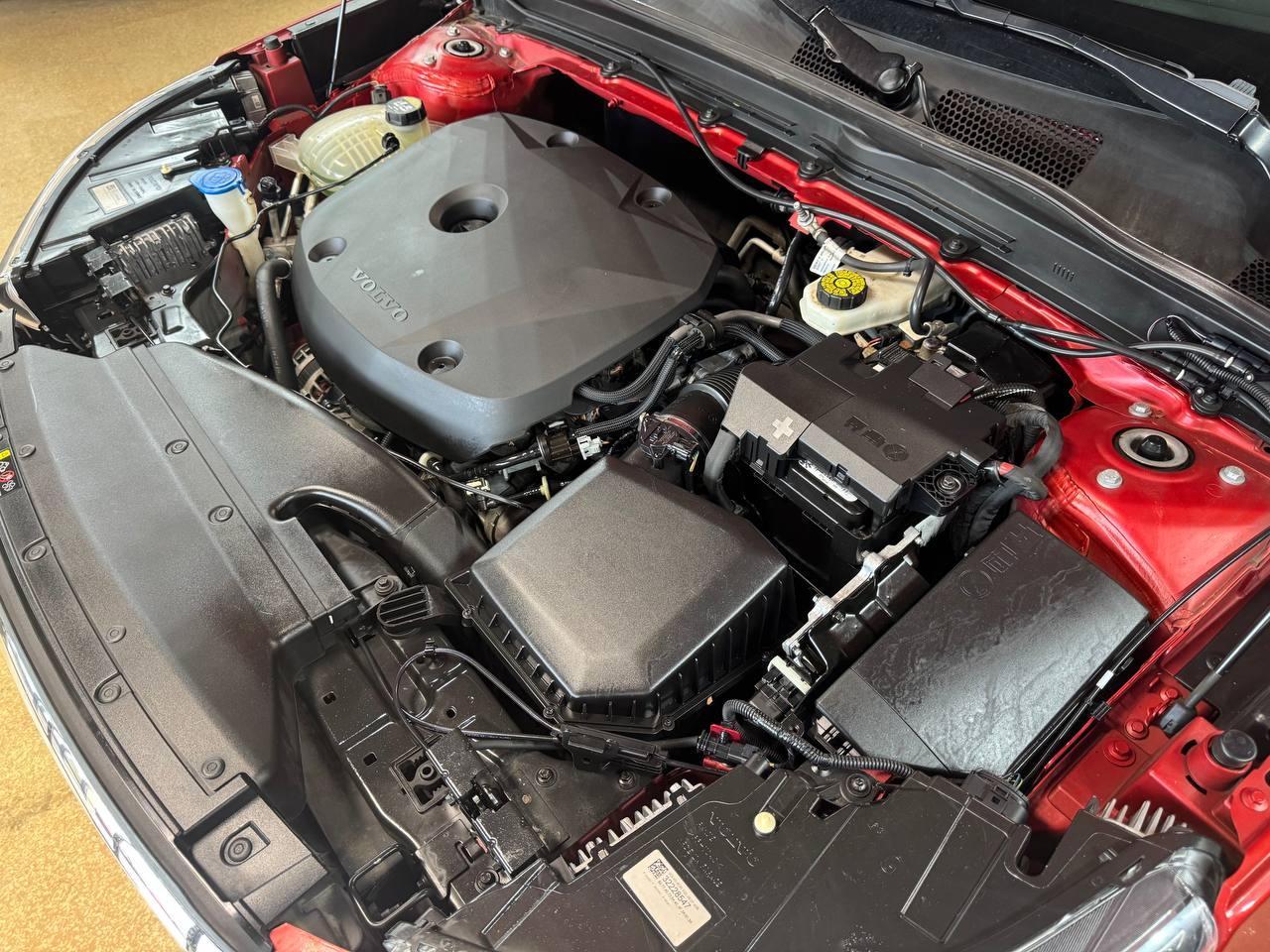 Volvo XC40 T5 AWD Momentum 2019