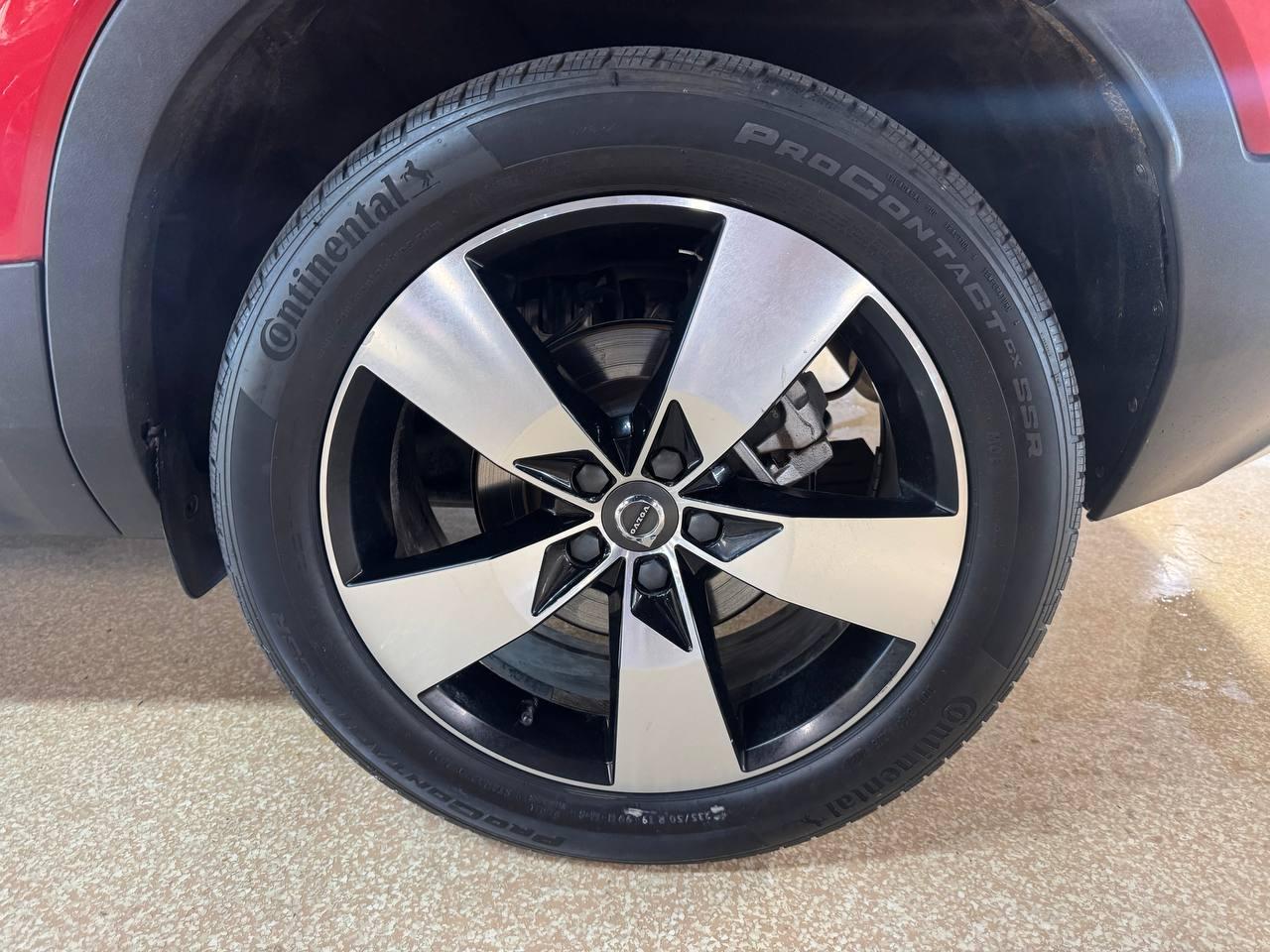 Volvo XC40 T5 AWD Momentum 2019