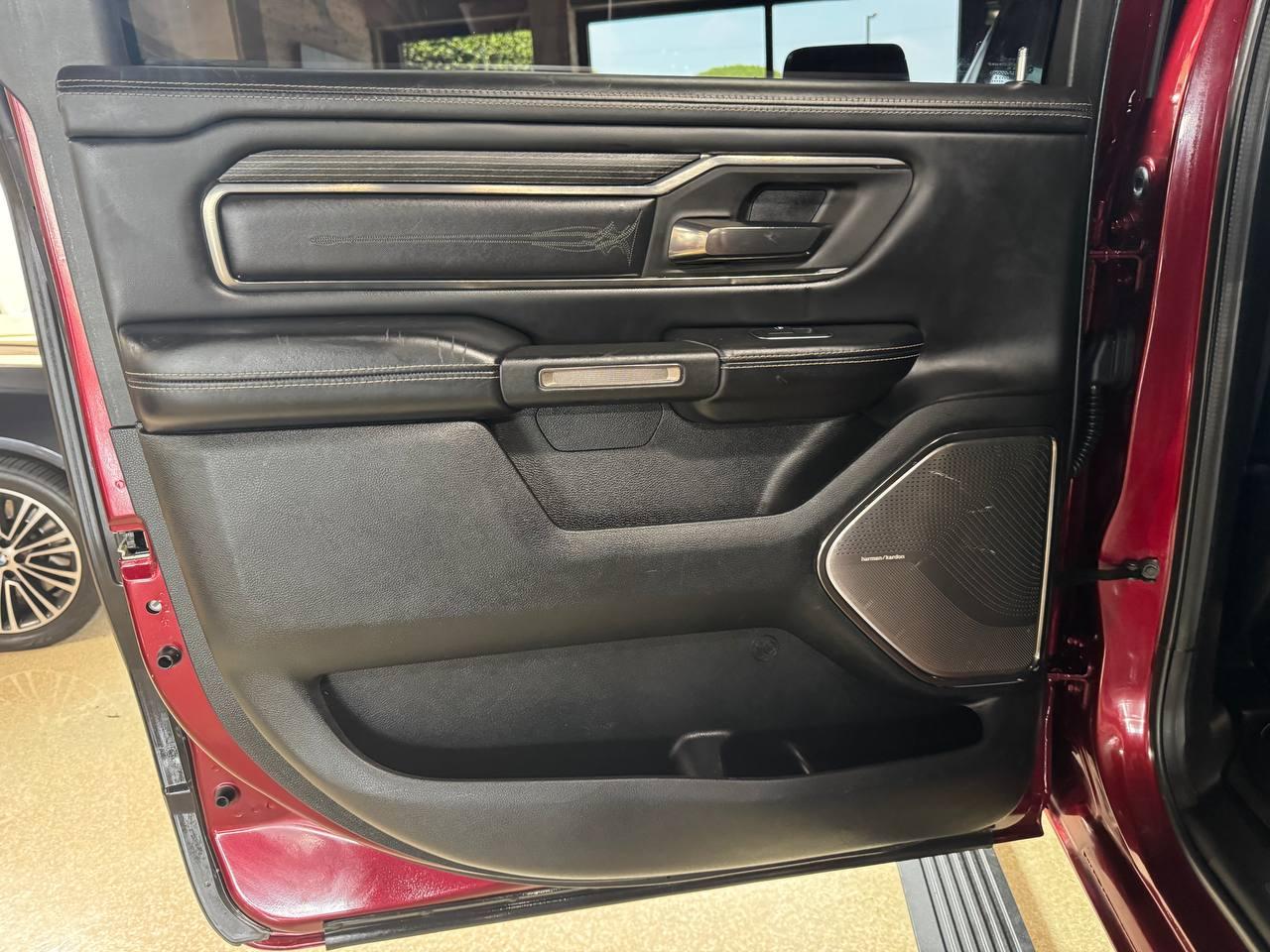 RAM 1500 Limited 4x4 Crew Cab 5'7" Box 2019