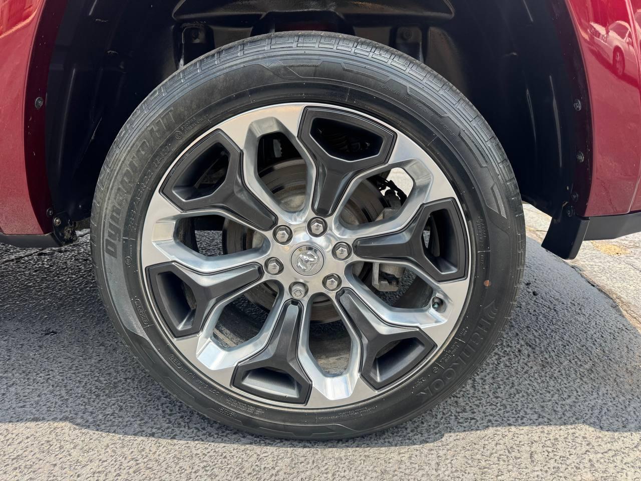 RAM 1500 Limited 4x4 Crew Cab 5'7" Box 2019