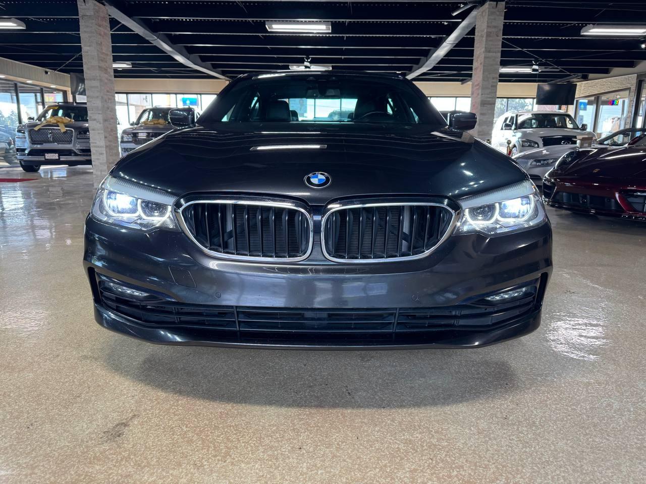BMW 5 Series 530i Sedan 2018