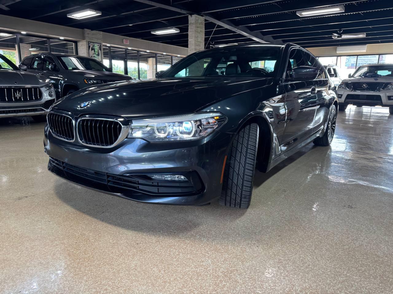 BMW 5 Series 530i Sedan 2018