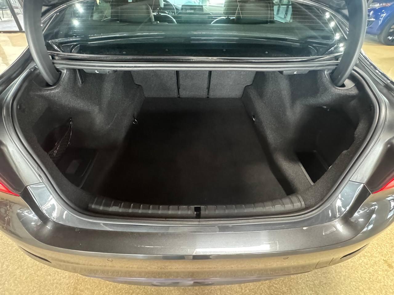 BMW 5 Series 530i Sedan 2018