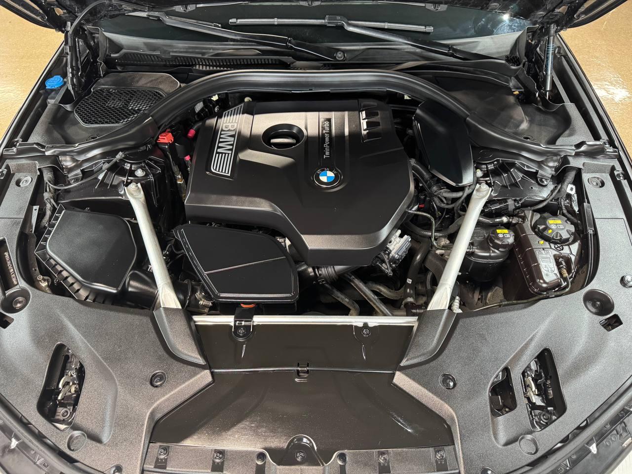 BMW 5 Series 530i Sedan 2018