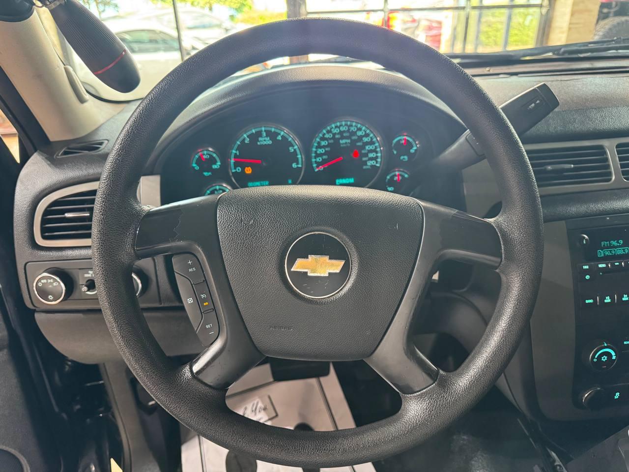 Chevrolet Tahoe 4WD 4dr 1500 Commercial 2012