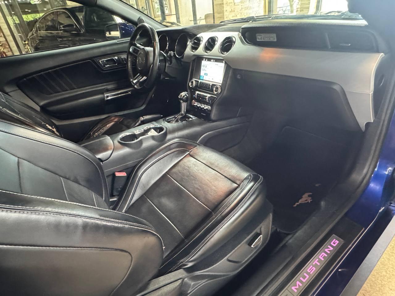 Ford Mustang 2dr Fastback EcoBoost 2016