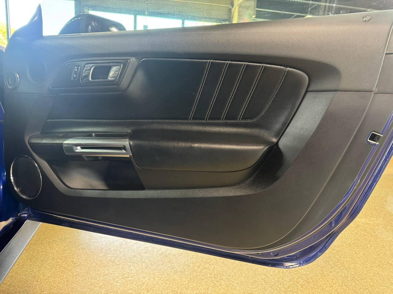 Ford Mustang 2dr Fastback EcoBoost 2016