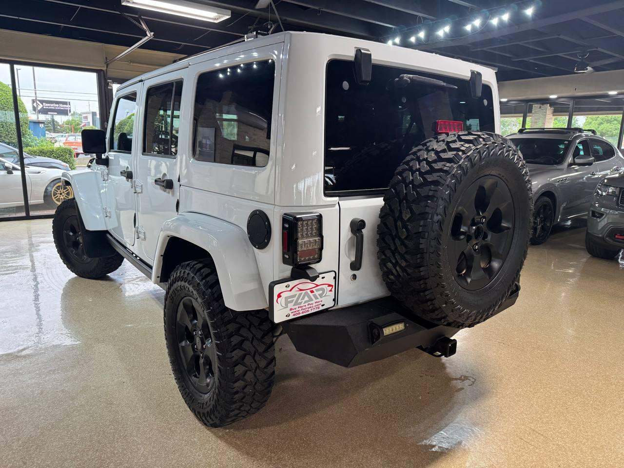 Jeep Wrangler Unlimited 4WD 4dr Altitude 2014