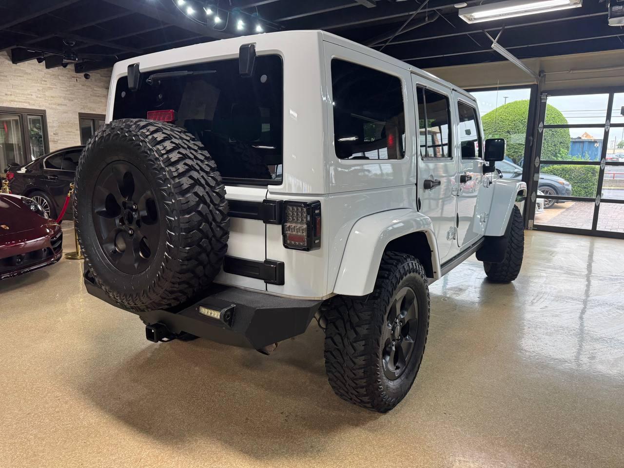 Jeep Wrangler Unlimited 4WD 4dr Altitude 2014