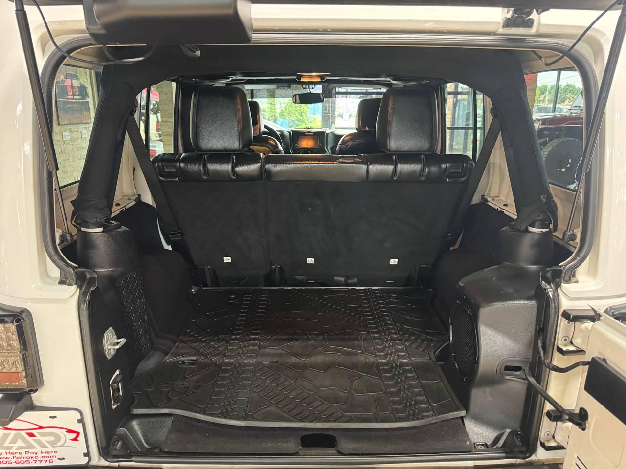 Jeep Wrangler Unlimited 4WD 4dr Altitude 2014