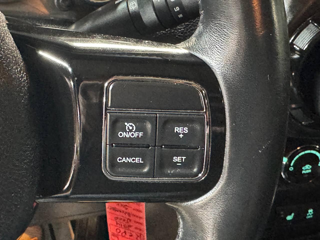 Jeep Wrangler Unlimited 4WD 4dr Altitude 2014