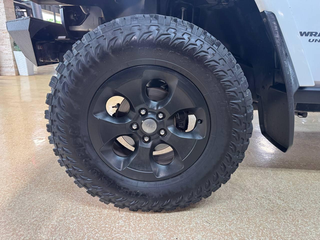 Jeep Wrangler Unlimited 4WD 4dr Altitude 2014