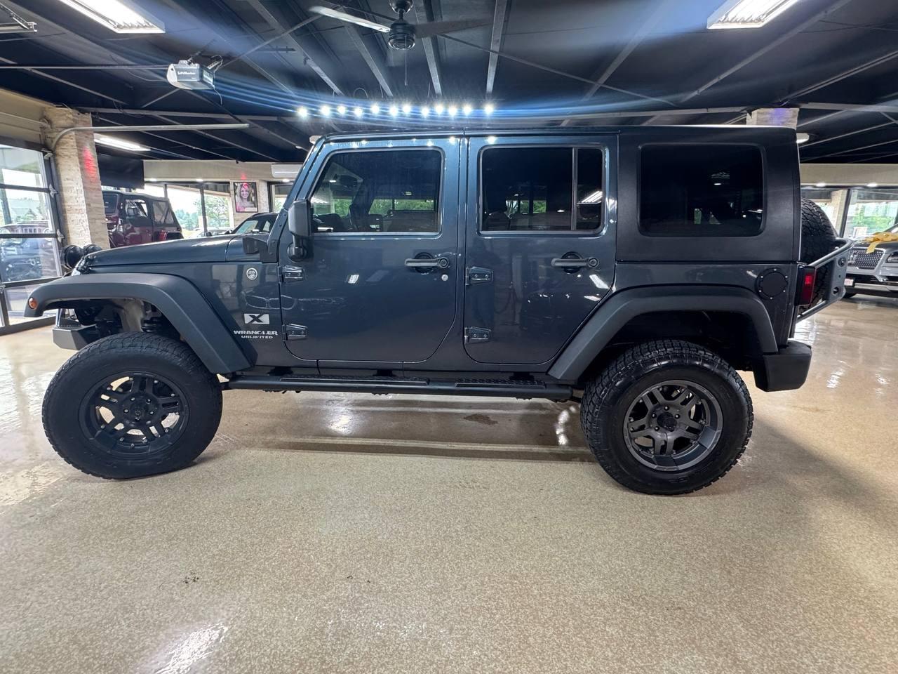 Jeep Wrangler 4WD 4dr Unlimited X 2008