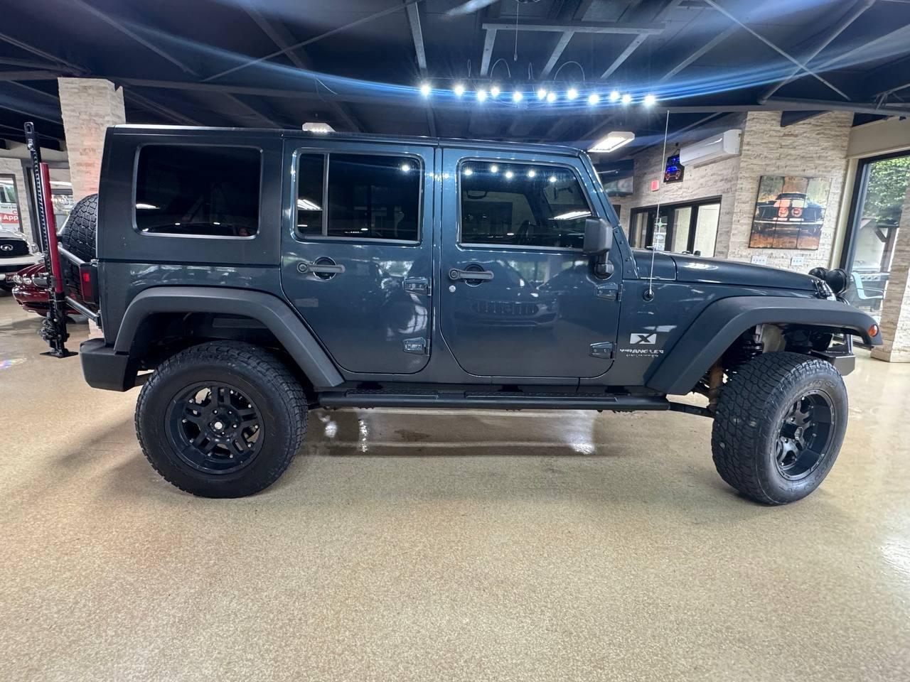 Jeep Wrangler 4WD 4dr Unlimited X 2008