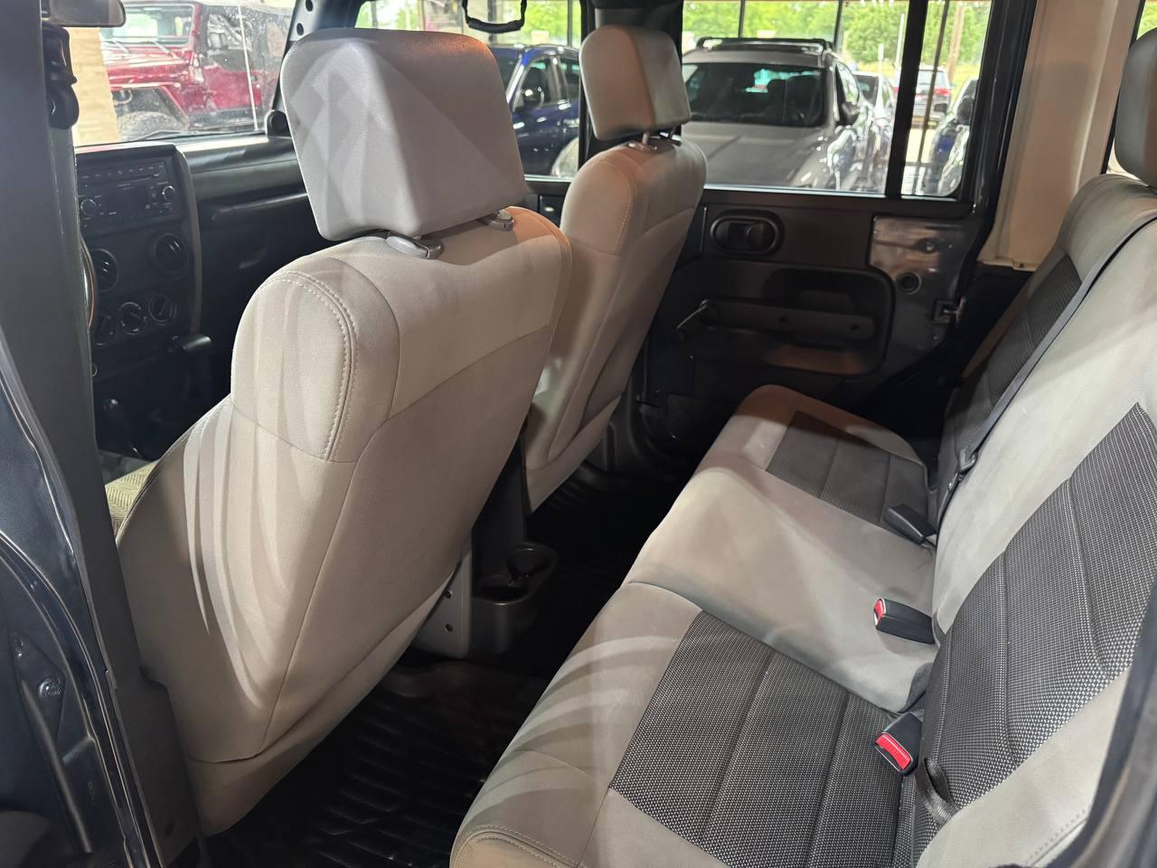Jeep Wrangler 4WD 4dr Unlimited X 2008