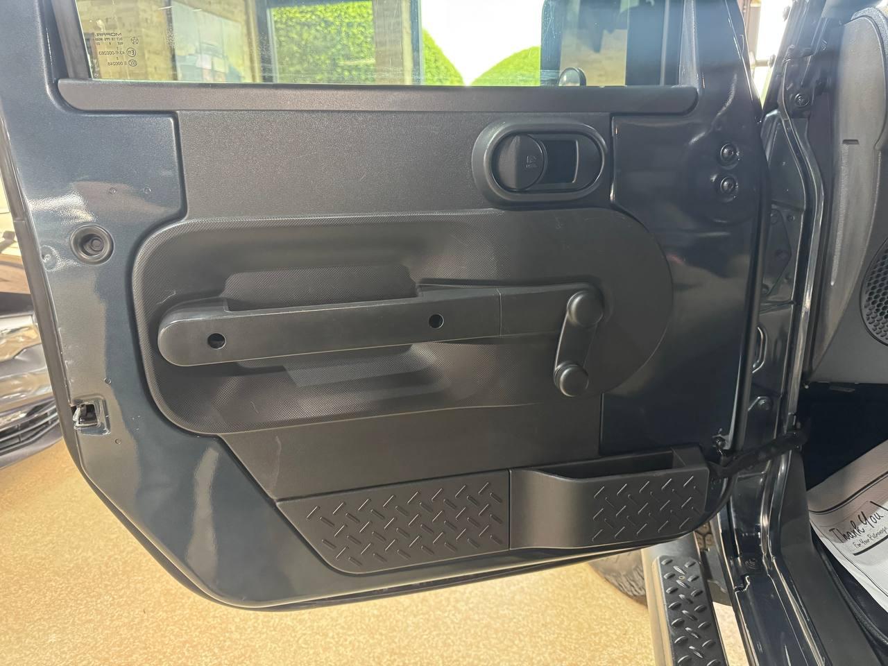 Jeep Wrangler 4WD 4dr Unlimited X 2008