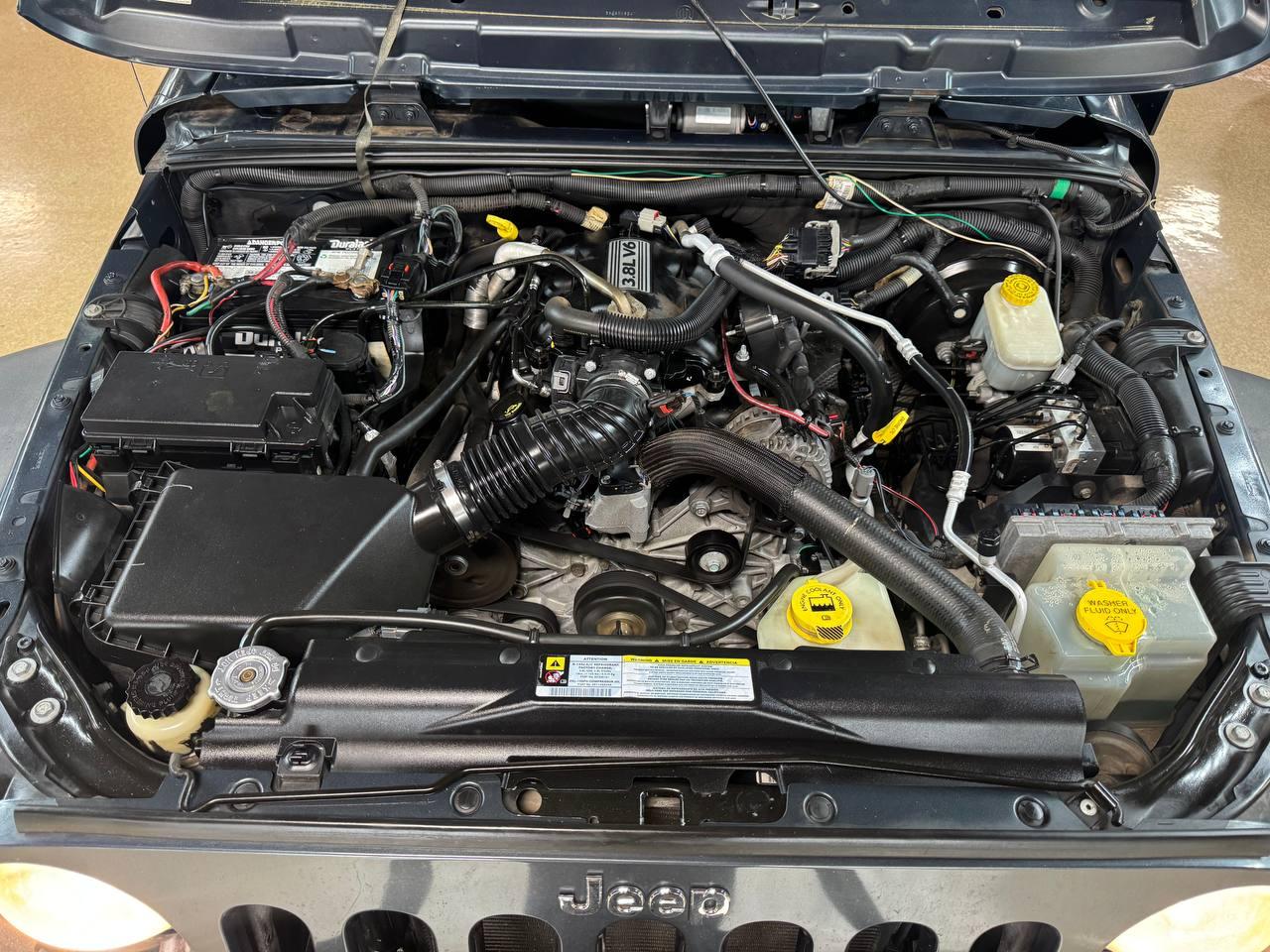 Jeep Wrangler 4WD 4dr Unlimited X 2008