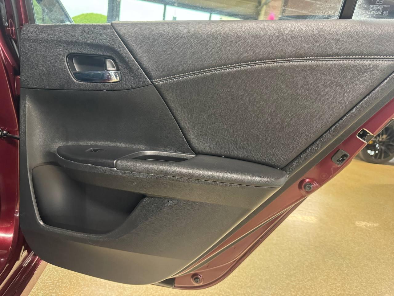 Honda Accord Sedan Sport CVT 2017