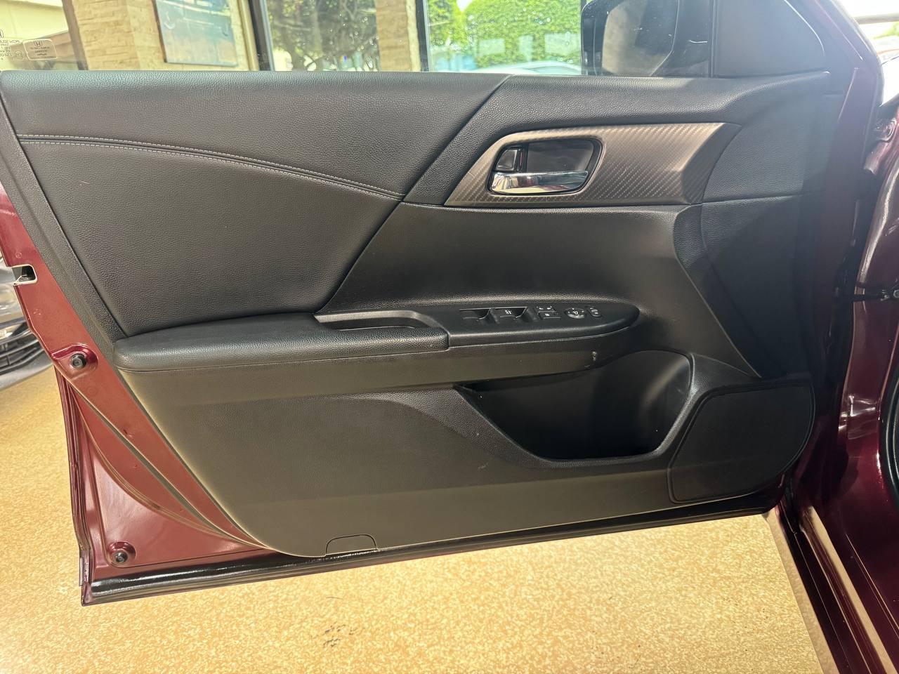 Honda Accord Sedan Sport CVT 2017