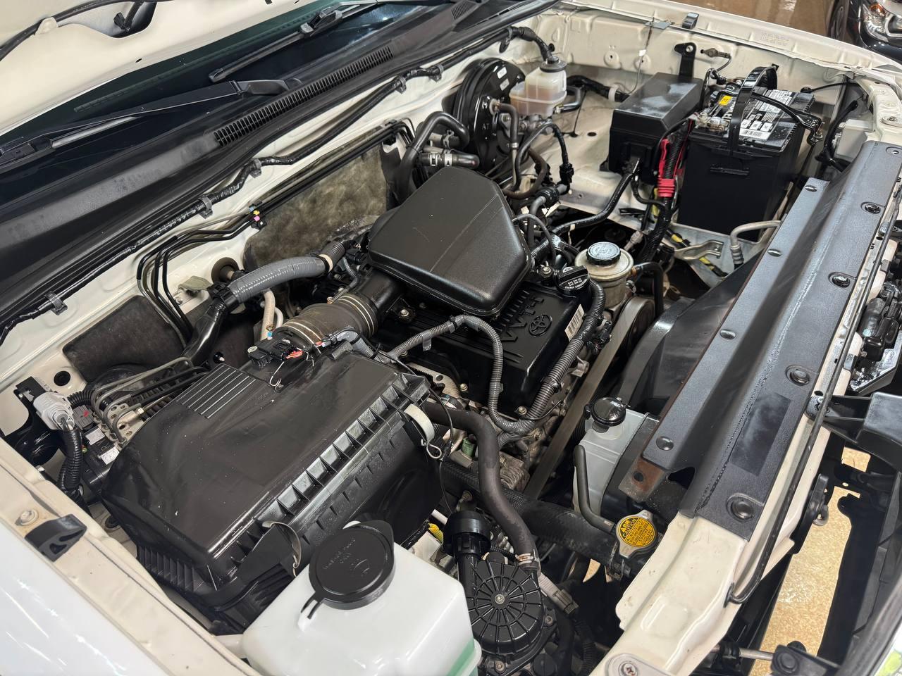 Toyota Tacoma 2WD Access I4 MT PreRunner (Natl) 2009
