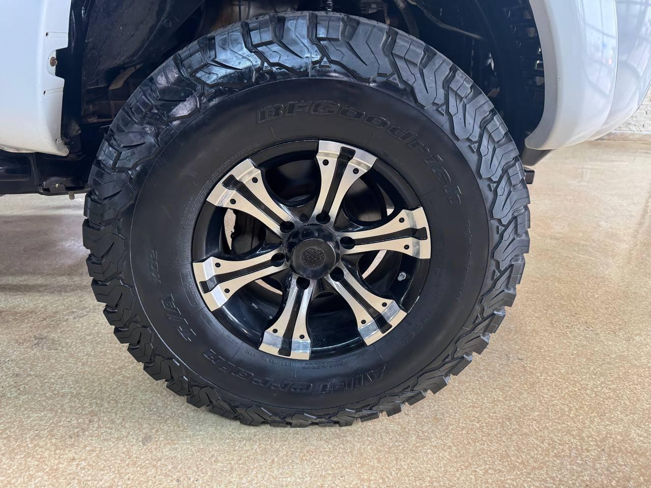Toyota Tacoma 2WD Access I4 MT PreRunner (Natl) 2009