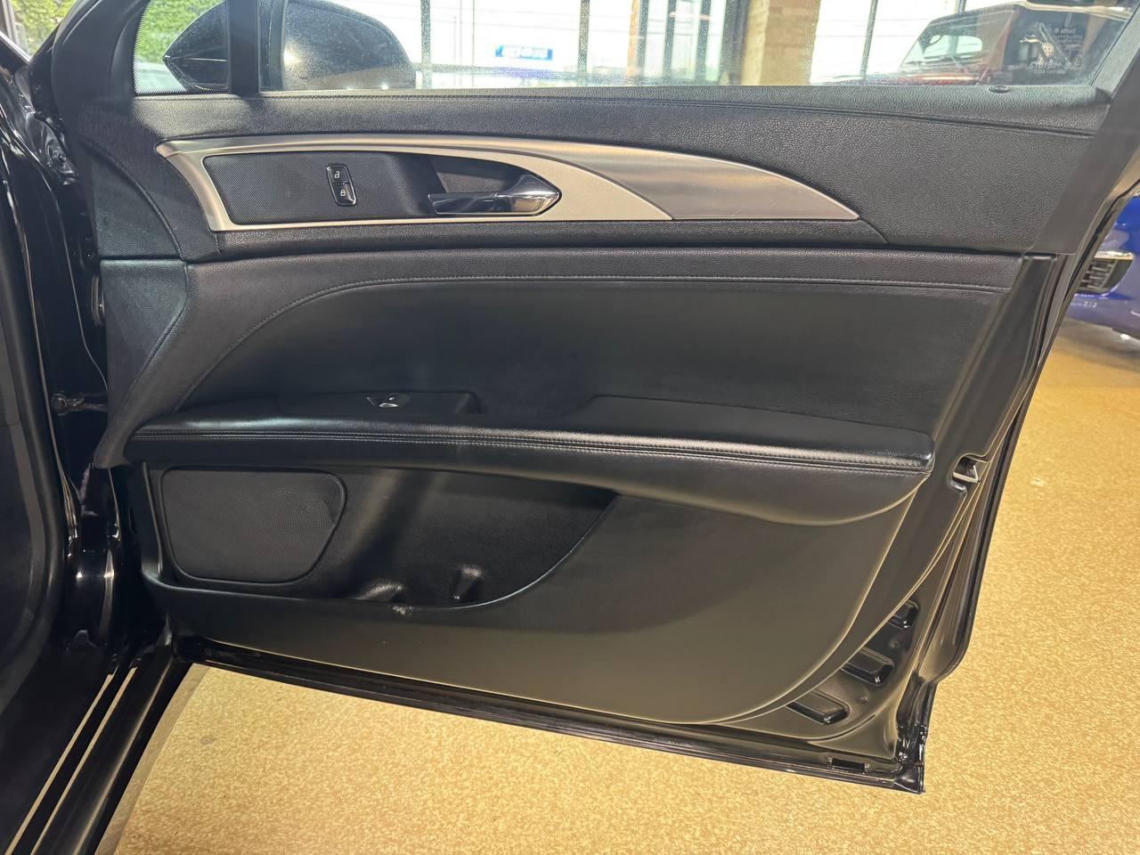 Lincoln MKZ Standard FWD 2019