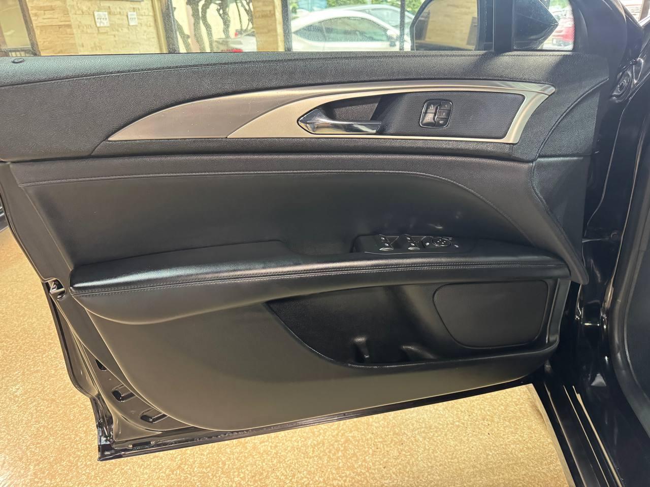 Lincoln MKZ Standard FWD 2019